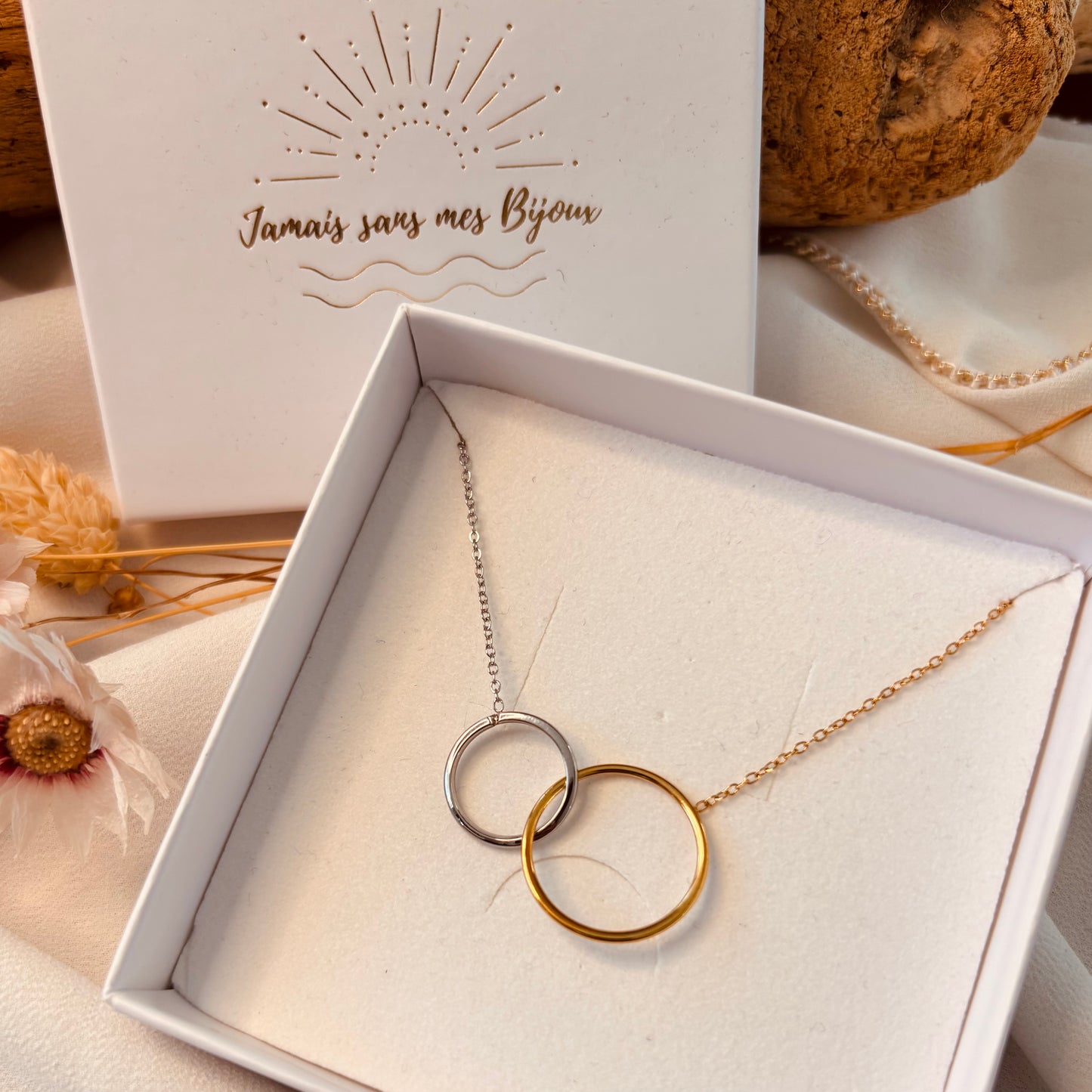 Collier Anna