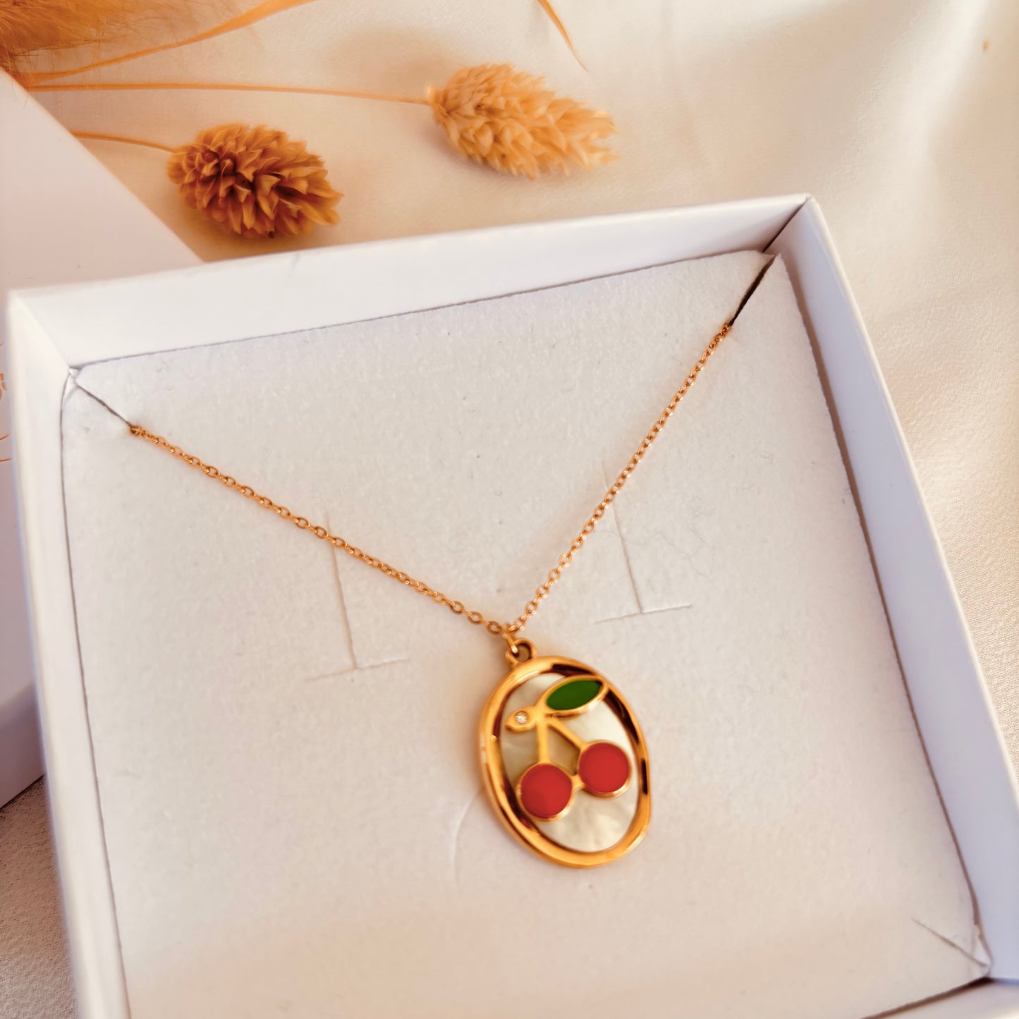 Collier Suzon