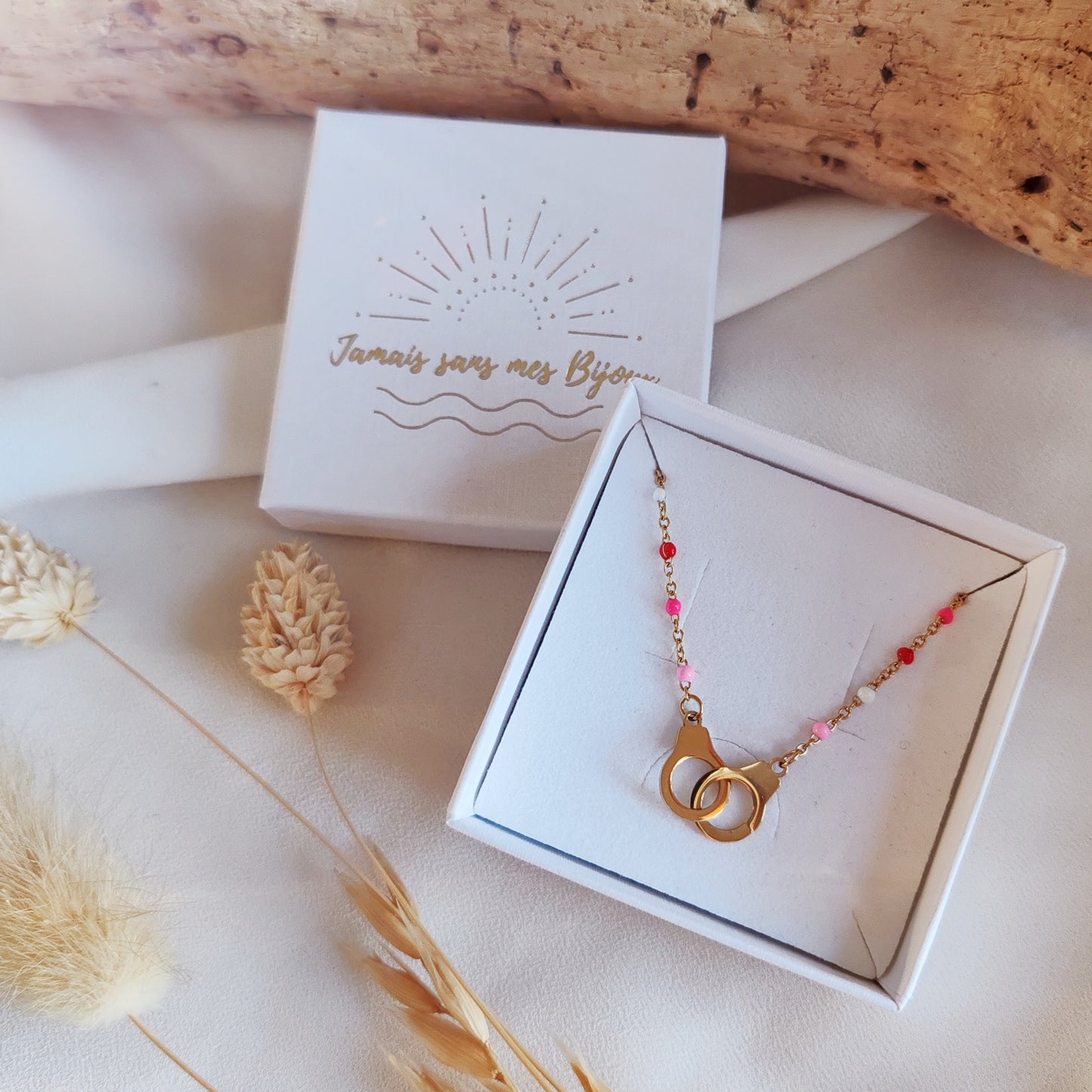 Collier Menotte