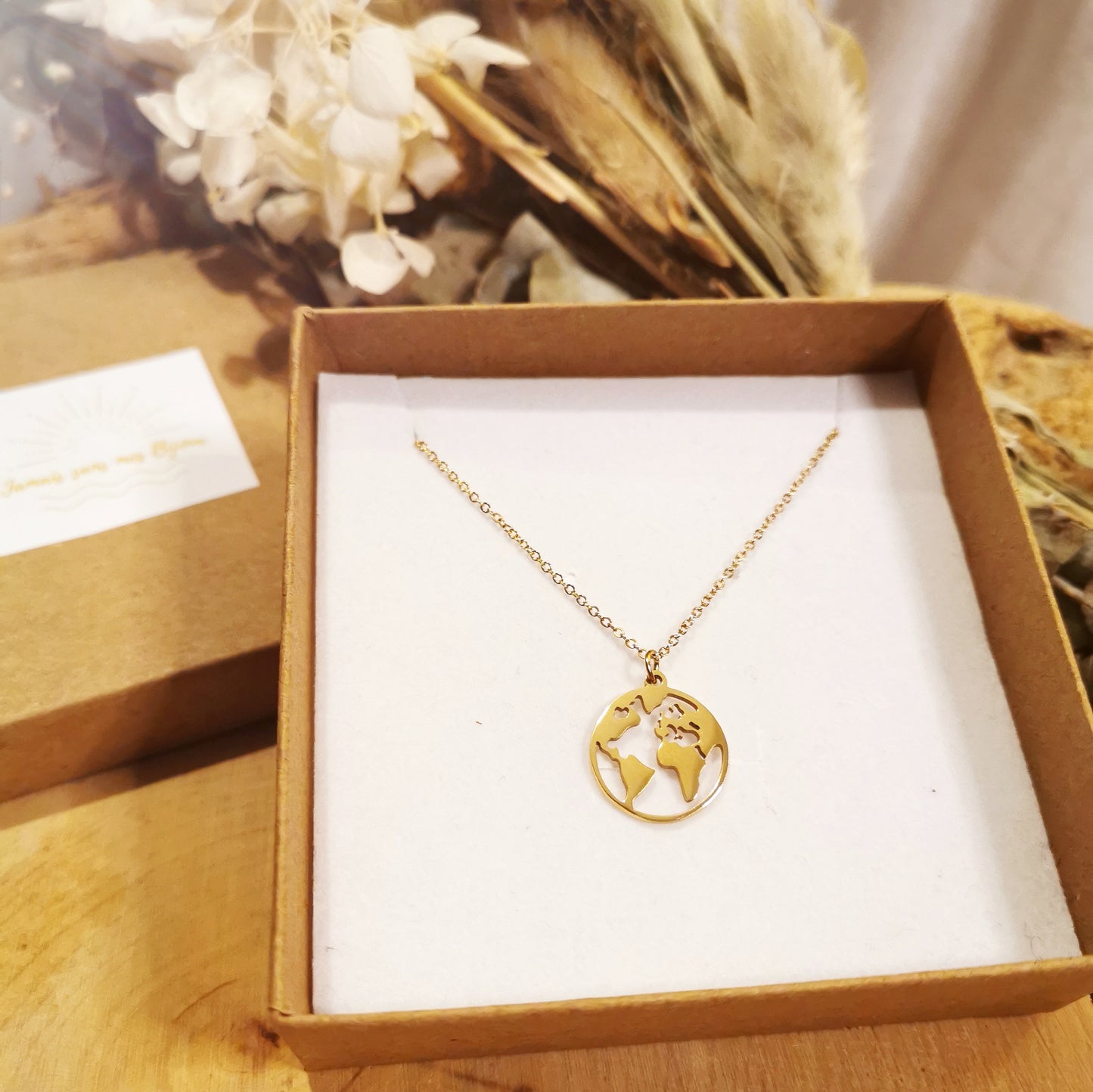 Collier mondo