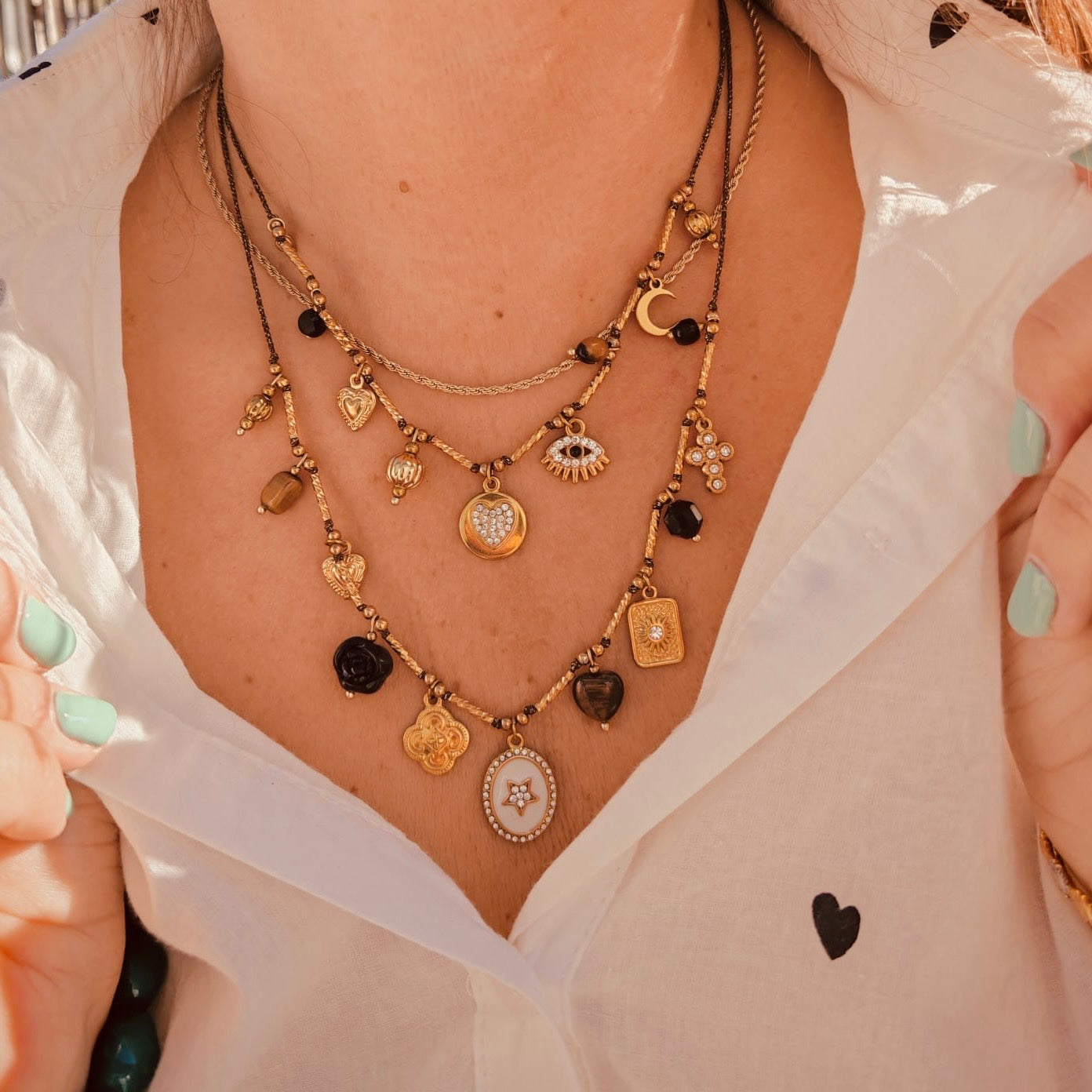 Collier James