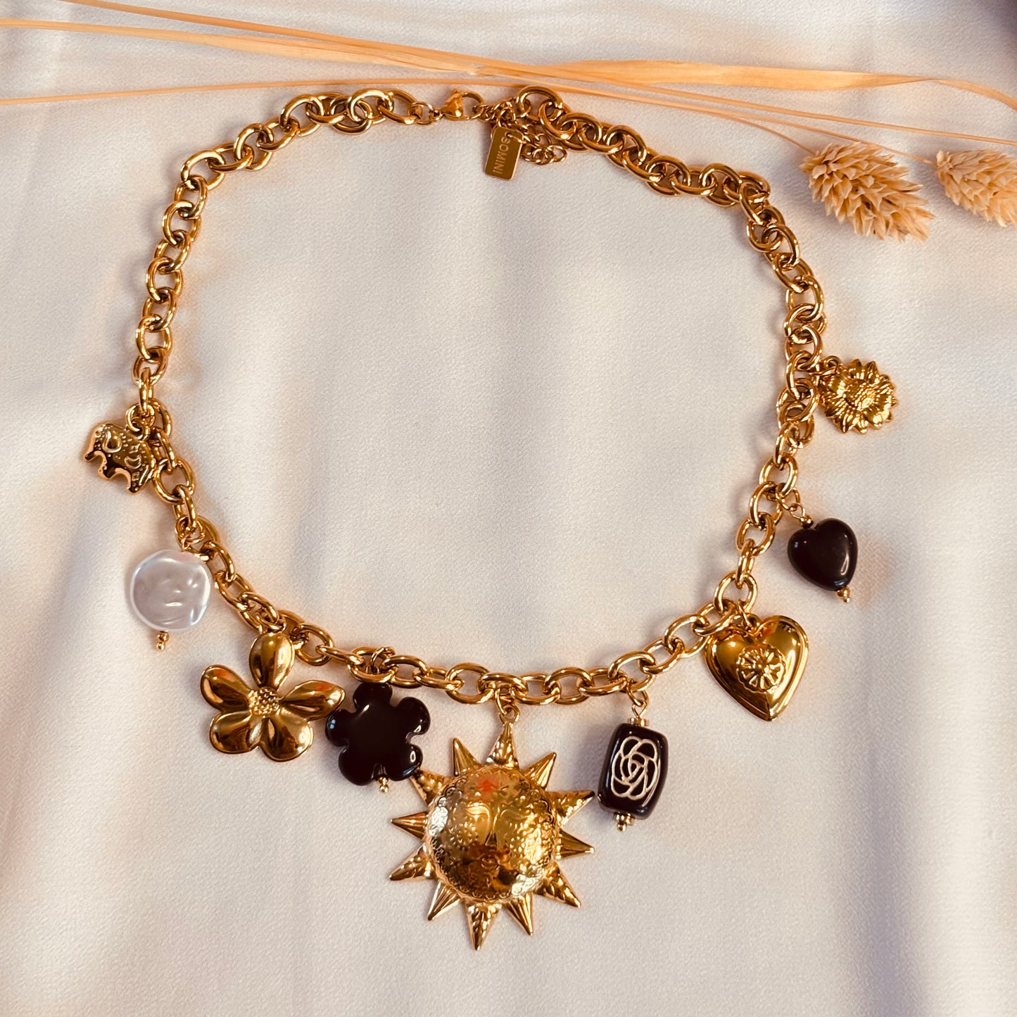 Collier Mel
