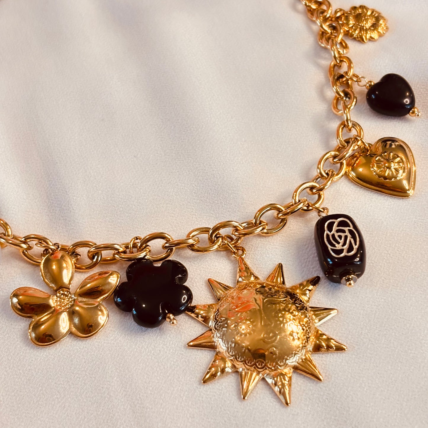 Collier Mel