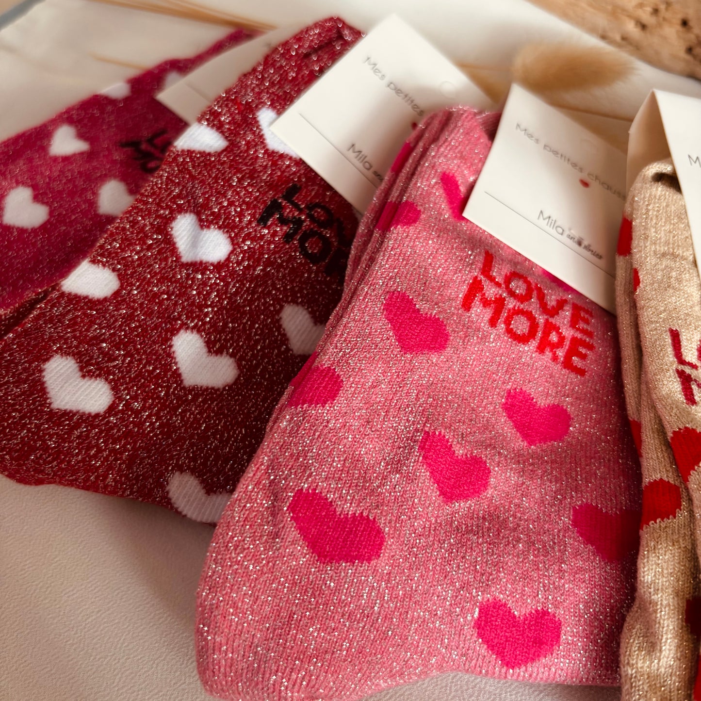 Chaussette paillettes Love More