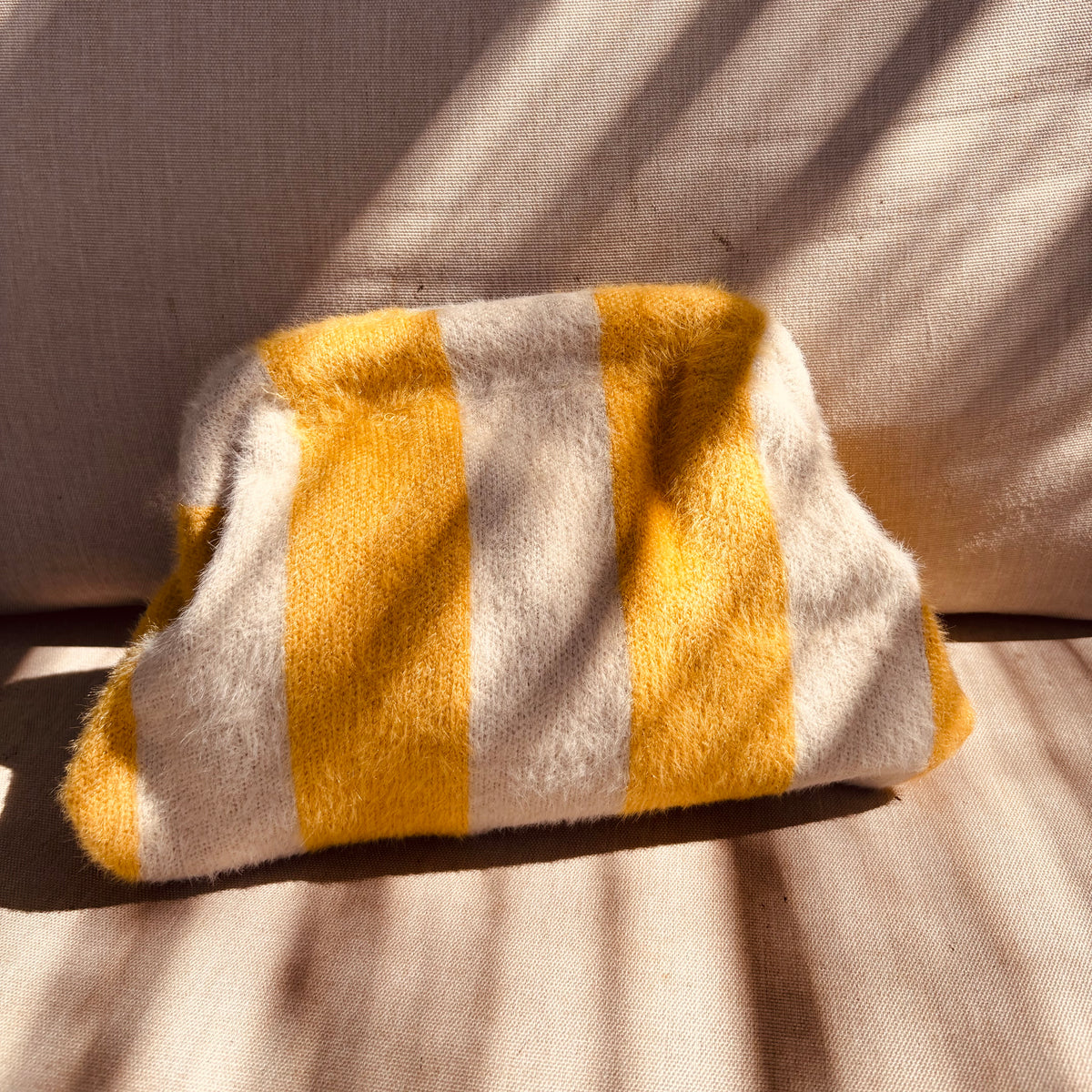 Pochette Alba jaune/beige