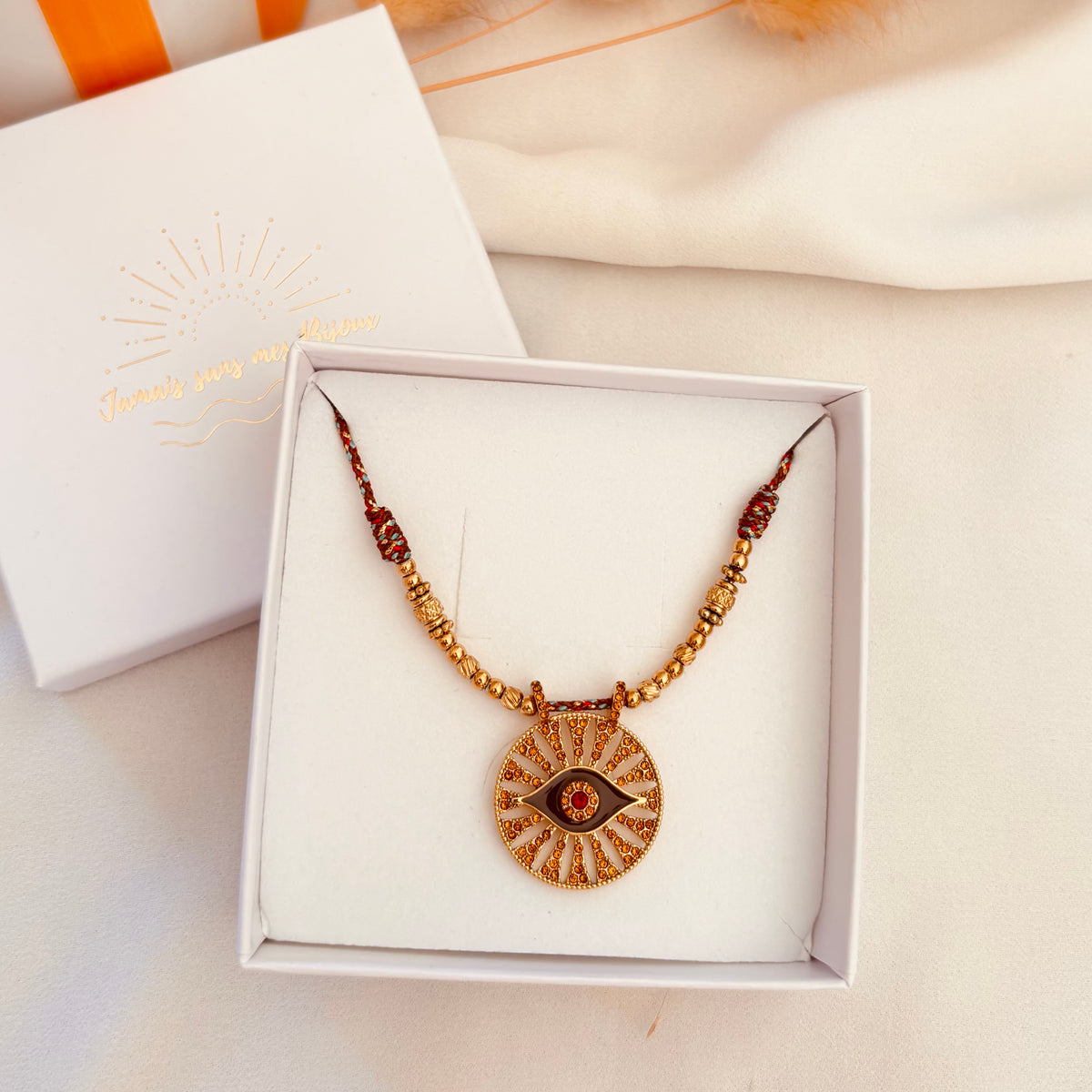 Collier zia