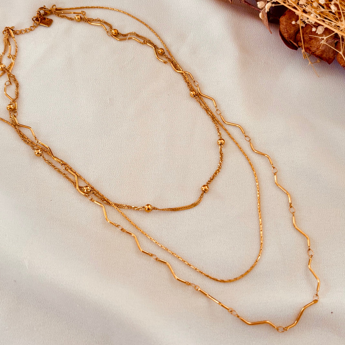 Collier multirangs Romane